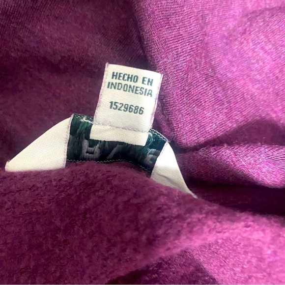 Orvis Women Size Medium Cozy Pullover Soft Crewneck Sweatshirt Beautiful Purple - Picture 8 of 10